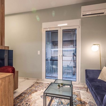 Cozy Apartment - 8' To Panormou Metro Station Athens Luaran gambar